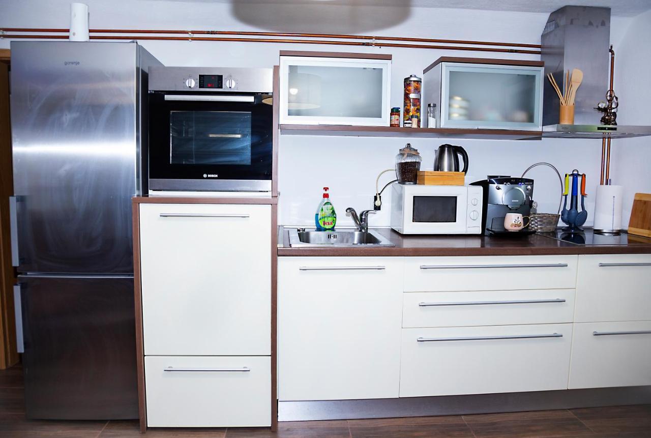 Apartment Vita & Marx ลูบลิยานา ภายนอก รูปภาพ